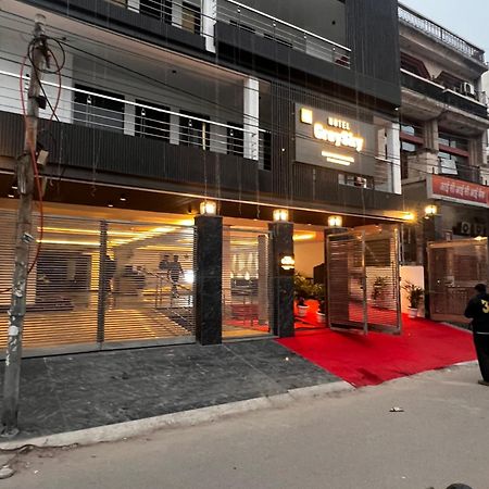 Hotel Grey Sky Nueva Delhi Exterior foto