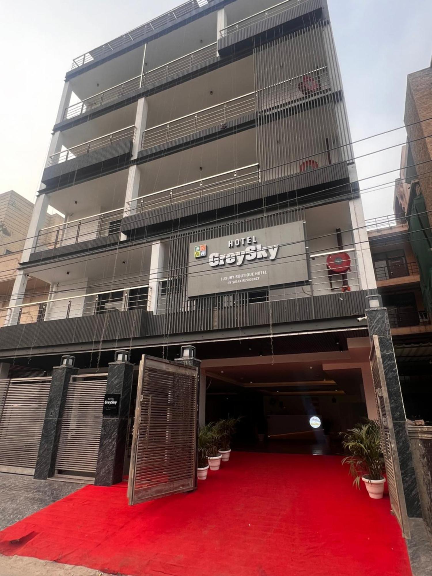 Hotel Grey Sky Nueva Delhi Exterior foto